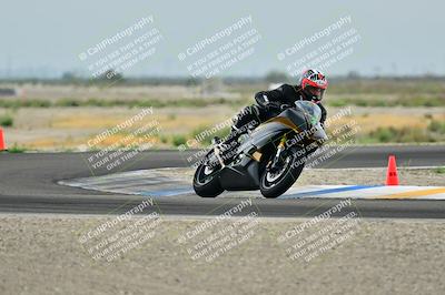 media/Apr-18-2025-TrackDaz (Fri) [[45f5874c44]]/C Group/Session 1 (Turn 7)/